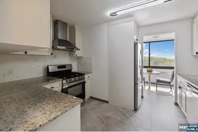 200 Old Palisade Road B #B, Fort Lee, NJ 07024 - Photo 15