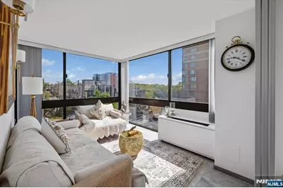 200 Old Palisade Road B #B, Fort Lee, NJ 07024 - Photo 5