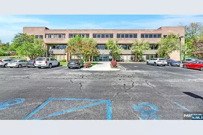 690 Kinderkamack Road 101 #101, Oradell, NJ 07649 - Photo 11