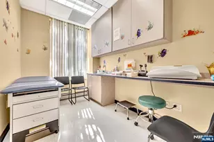 690 Kinderkamack Road 101, Oradell, NJ 07649 - Photo 3