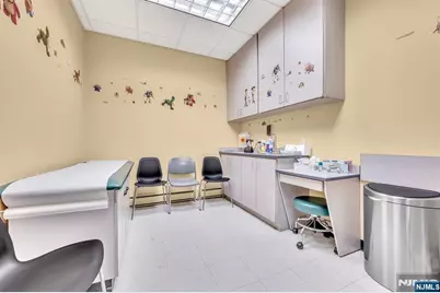 690 Kinderkamack Road 101 #101, Oradell, NJ 07649 - Photo 7