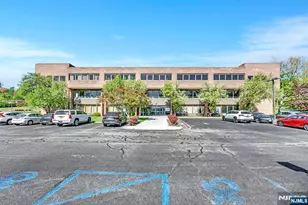 690 Kinderkamack Road 204, Oradell, NJ 07649 - Photo 11