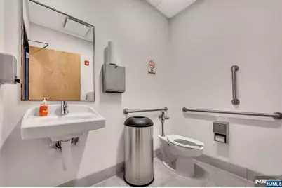 690 Kinderkamack Road 204 #204, Oradell, NJ 07649 - Photo 9