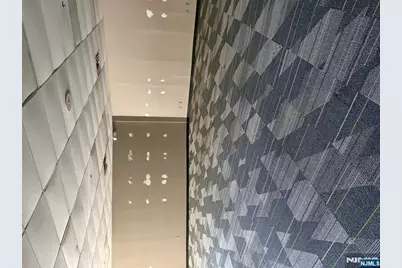 85 Outwater Lane Former H&amp;r Bloc #Former H&amp;R Bloc, Garfield, NJ 07026 - Photo 3