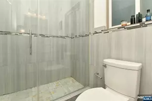 1957 Kennedy Blvd, Jersey City, NJ 07305 - Photo 15