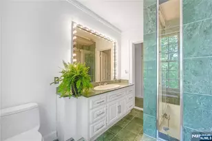 277 Walnut St, Englewood, NJ 07631 - Photo 37