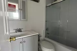 2077 Center Avenue 3F, Fort Lee, NJ 07024 - Photo 13