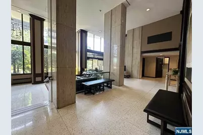 2077 Center Avenue 3F #3F, Fort Lee, NJ 07024 - Photo 19