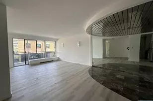 2077 Center Avenue 3F, Fort Lee, NJ 07024 - Photo 5