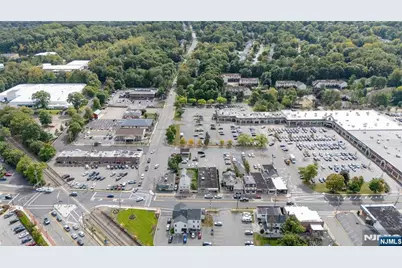 390 Ramapo Valley Road 1 #1, Oakland, NJ 07436 - Photo 19