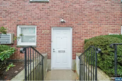 234 Columbia Avenue 19 #19, Fort Lee, NJ 07024 - Photo 3