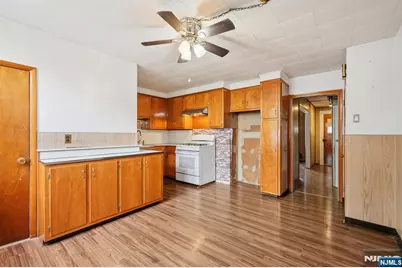 417 Lafayette Street, Newark, NJ 07105 - Photo 11