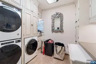 14 Stewart Ct, Old Tappan, NJ 07675 - Photo 35