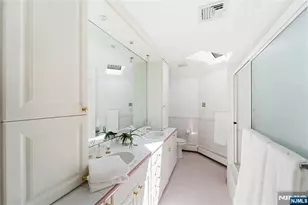 14 Stewart Ct, Old Tappan, NJ 07675 - Photo 31