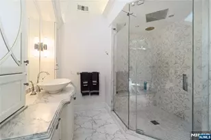 14 Stewart Ct, Old Tappan, NJ 07675 - Photo 23