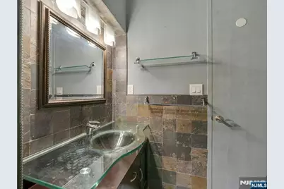 7002 Boulevard East 19A #19A, Guttenberg, NJ 07093 - Photo 33