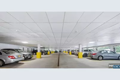 175 Rochelle Avenue 321 #321, Rochelle Park Township, NJ 07662 - Photo 5