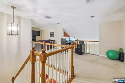 175 Rochelle Avenue 321 #321, Rochelle Park Township, NJ 07662 - Photo 23