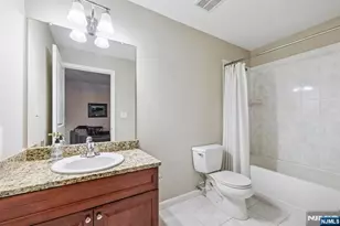 175 Rochelle Ave 321, Rochelle Park Township, NJ 07662 - Photo 27