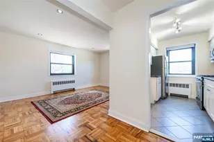 2333 Hudson Terrace A4, Fort Lee, NJ 07024 - Photo 9