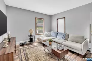 77 Myrtle Ave, Allendale, NJ 07401 - Photo 17