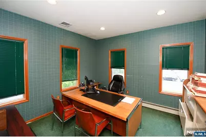 0-99 Plaza Road 2 #2, Fair Lawn, NJ 07410 - Photo 5