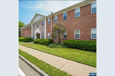 210 Knickerbocker Road, Cresskill, NJ 07626 - Photo 1