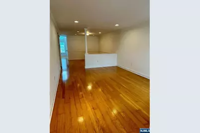 35 Magnolia Way, North Haledon, NJ 07508 - Photo 3