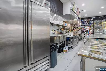 19 Park Avenue, Paterson, NJ 07501 - Photo 9