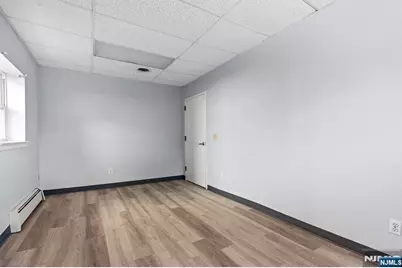 175 Cedar Lane, Teaneck Township, NJ 07666 - Photo 15