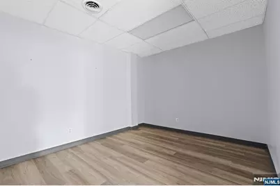 175 Cedar Lane, Teaneck Township, NJ 07666 - Photo 11