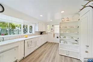 9 E Saddle River Rd, Saddle River, NJ 07458 - Photo 17