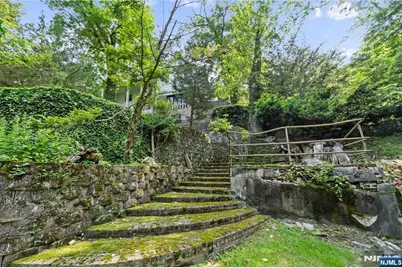 9 E Saddle River Road, Saddle River, NJ 07458 - Photo 47