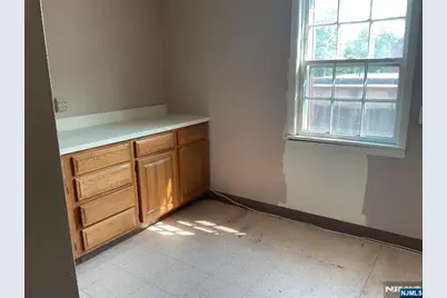 751 Teaneck Road 9 #9, Teaneck Township, NJ 07666 - Photo 7