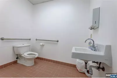 342 Hamburg Turnpike 108 #108, Wayne, NJ 07470 - Photo 19