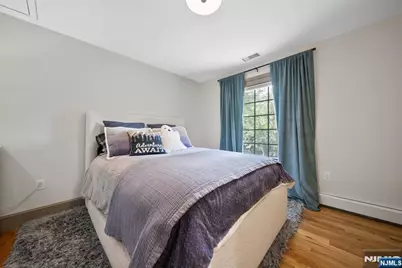 30 Highwood Avenue, Midland Park, NJ 07432 - Photo 21