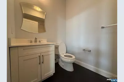 2001 Hudson Terrace 602 #602, Fort Lee, NJ 07024 - Photo 9