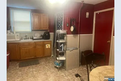 255 Kinney Street, Newark, NJ 07105 - Photo 5