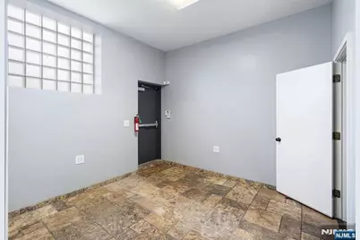 353 Railroad Avenue, Hackensack, NJ 07601 - Photo 5