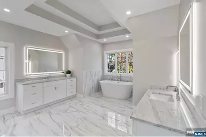 520 Clinton Avenue, Wyckoff Township, NJ 07481 - Photo 23