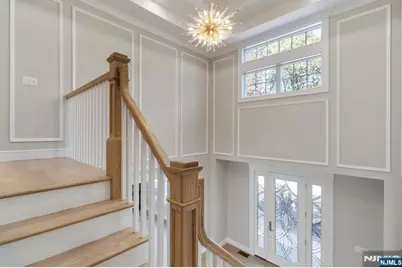 520 Clinton Avenue, Wyckoff Township, NJ 07481 - Photo 3