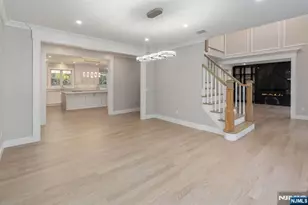 520 Clinton Ave, Wyckoff Township, NJ 07481 - Photo 7