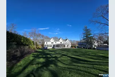 520 Clinton Avenue, Wyckoff Township, NJ 07481 - Photo 47