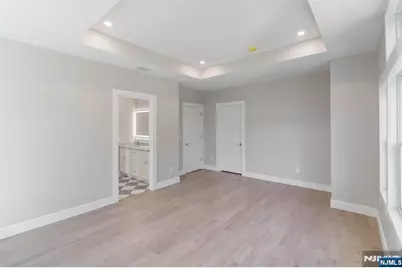 520 Clinton Avenue, Wyckoff Township, NJ 07481 - Photo 35