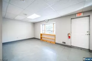 324 Ringwood Ave, Pompton Lakes, NJ 07442 - Photo 11