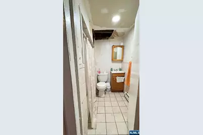327 Ellison Street, Paterson, NJ 07501 - Photo 29