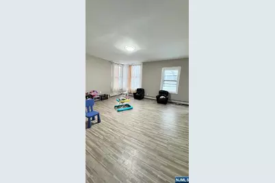 327 Ellison Street, Paterson, NJ 07501 - Photo 13