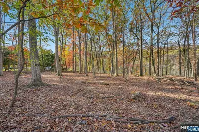 212 Seminole Lane, Franklin Lakes, NJ 07417 - Photo 11