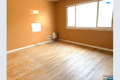 1437 Gehr Place, North Bergen, NJ 07047 - Photo 5