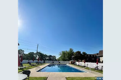 565 Grove B12 #B12, Clifton, NJ 07013 - Photo 5